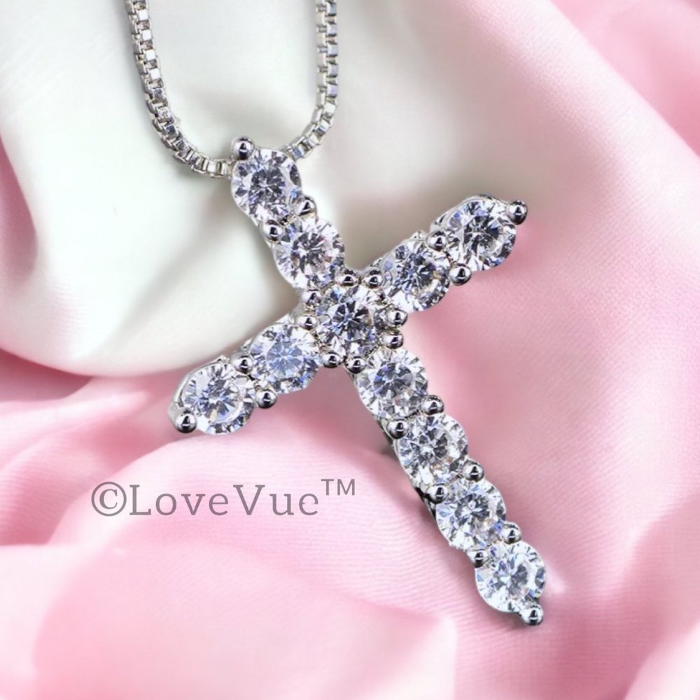 2.5mm Diamond Brilliant Cut Cross Pendant Necklace - Picture 6 of 17
